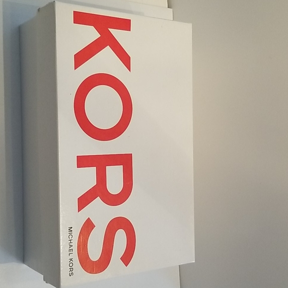 Michael Kors Suede Slides Sandals NIB 8.5 Spain - Picture 15 of 15